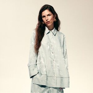 H&M Ramadan Modest Collection JACQUARD-WEAVE SHIRT